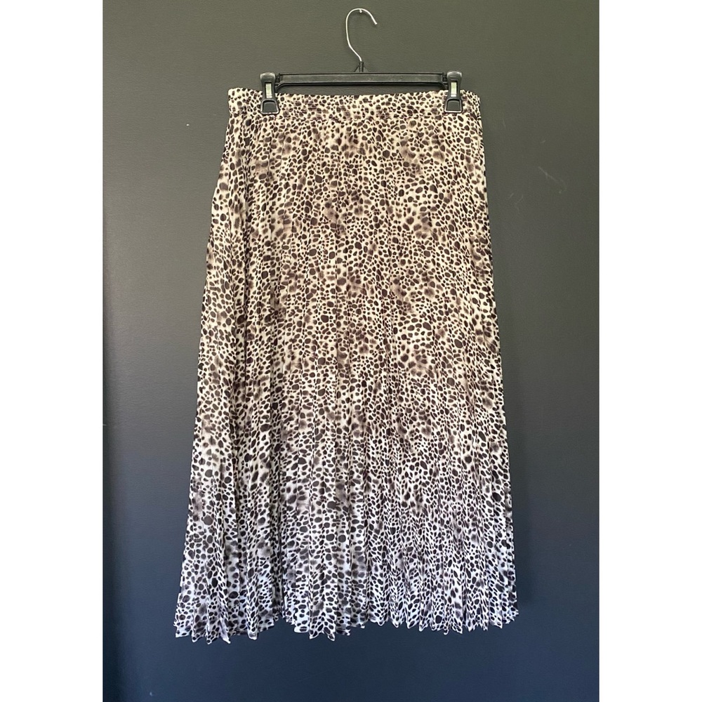 🖤 Pleated Midi Skirt NWOT